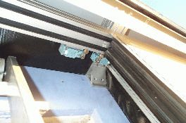 Control switches at the right of the shutter, bay 6 of Los Leones